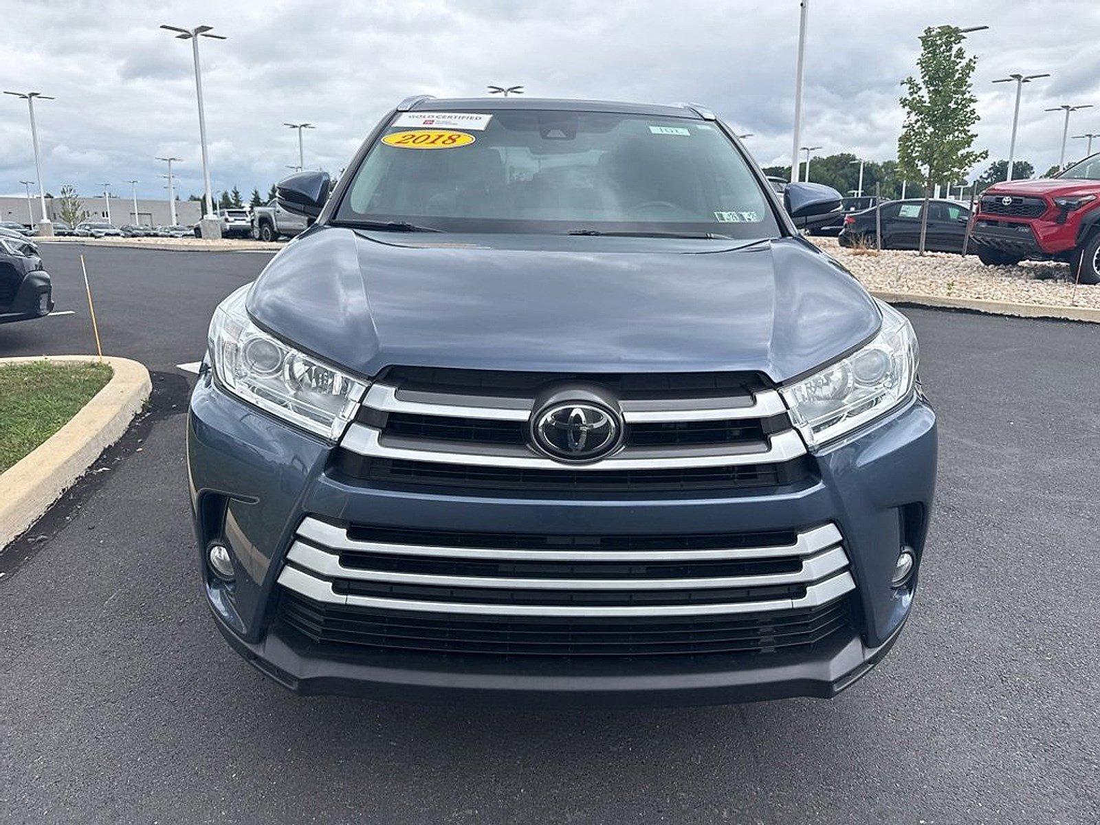 2018 Toyota Highlander Vehicle Photo in Harrisburg, PA 17111