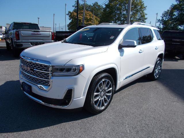 2023 GMC Acadia Vehicle Photo in LOWELL, MA 01852-4336