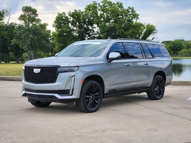 2024 Cadillac Escalade ESV Vehicle Photo in DENTON, TX 76210-9321