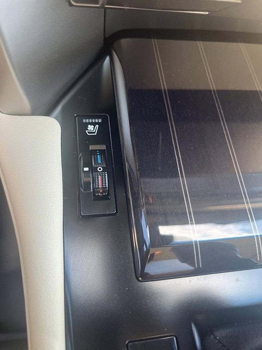 2021 Lexus GX 460 Vehicle Photo in Trevose, PA 19053
