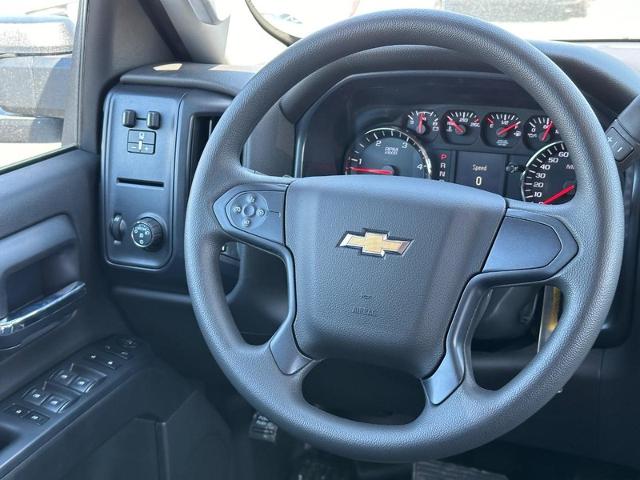 2023 Chevrolet Silverado 4500 HD Vehicle Photo in COLUMBIA, MO 65203-3903