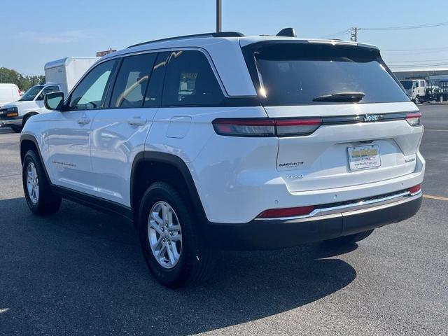 2023 Jeep Grand Cherokee Vehicle Photo in COLUMBIA, MO 65203-3903