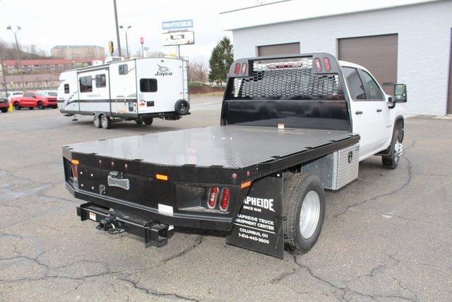 2024 Chevrolet Silverado 3500 HD Chassis Cab Vehicle Photo in SAINT CLAIRSVILLE, OH 43950-8512