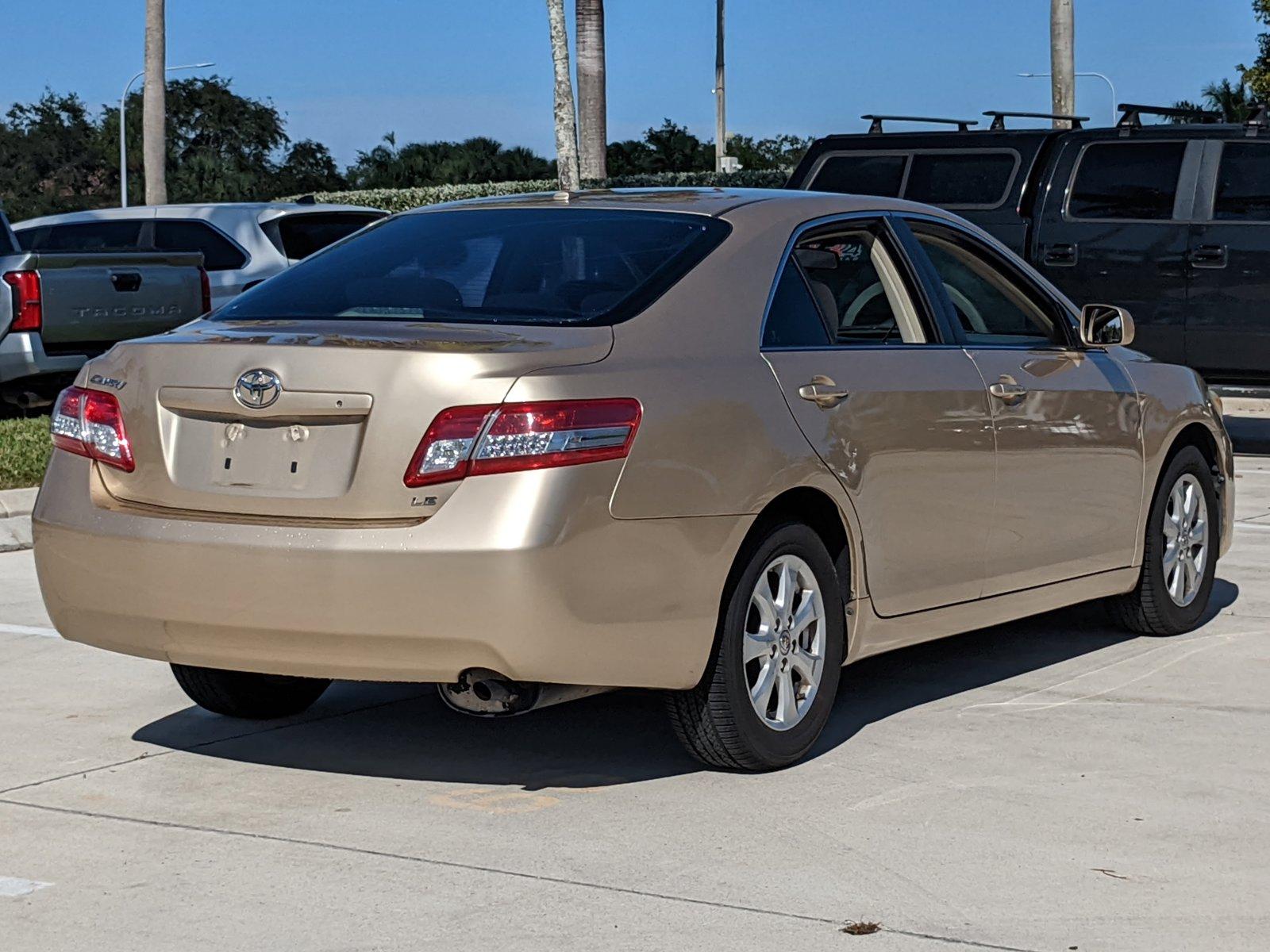 2011 Toyota Camry Vehicle Photo in Davie, FL 33331