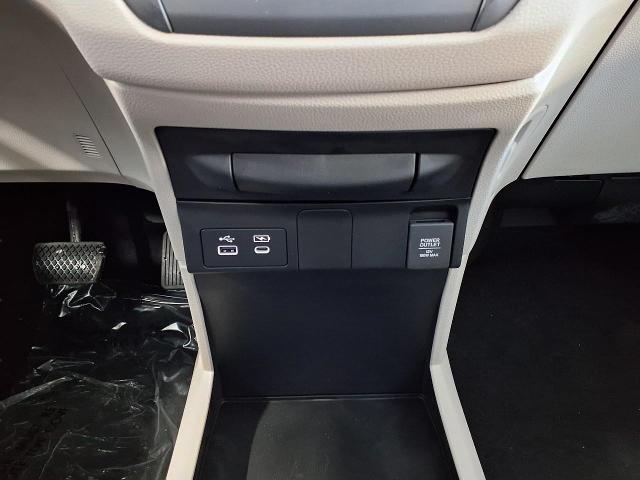 2025 Honda Odyssey Vehicle Photo in Oshkosh, WI 54904