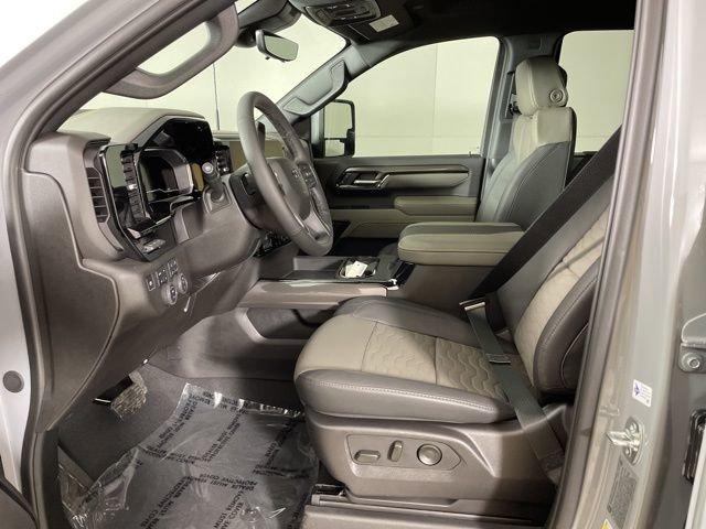 2025 Chevrolet Silverado 2500 HD Vehicle Photo in PHOENIX, AZ 85014-3381