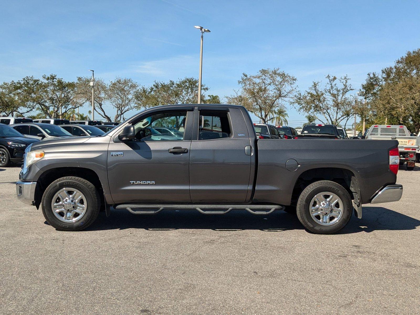 2015 Toyota Tundra 2WD Truck Vehicle Photo in St. Petersburg, FL 33713