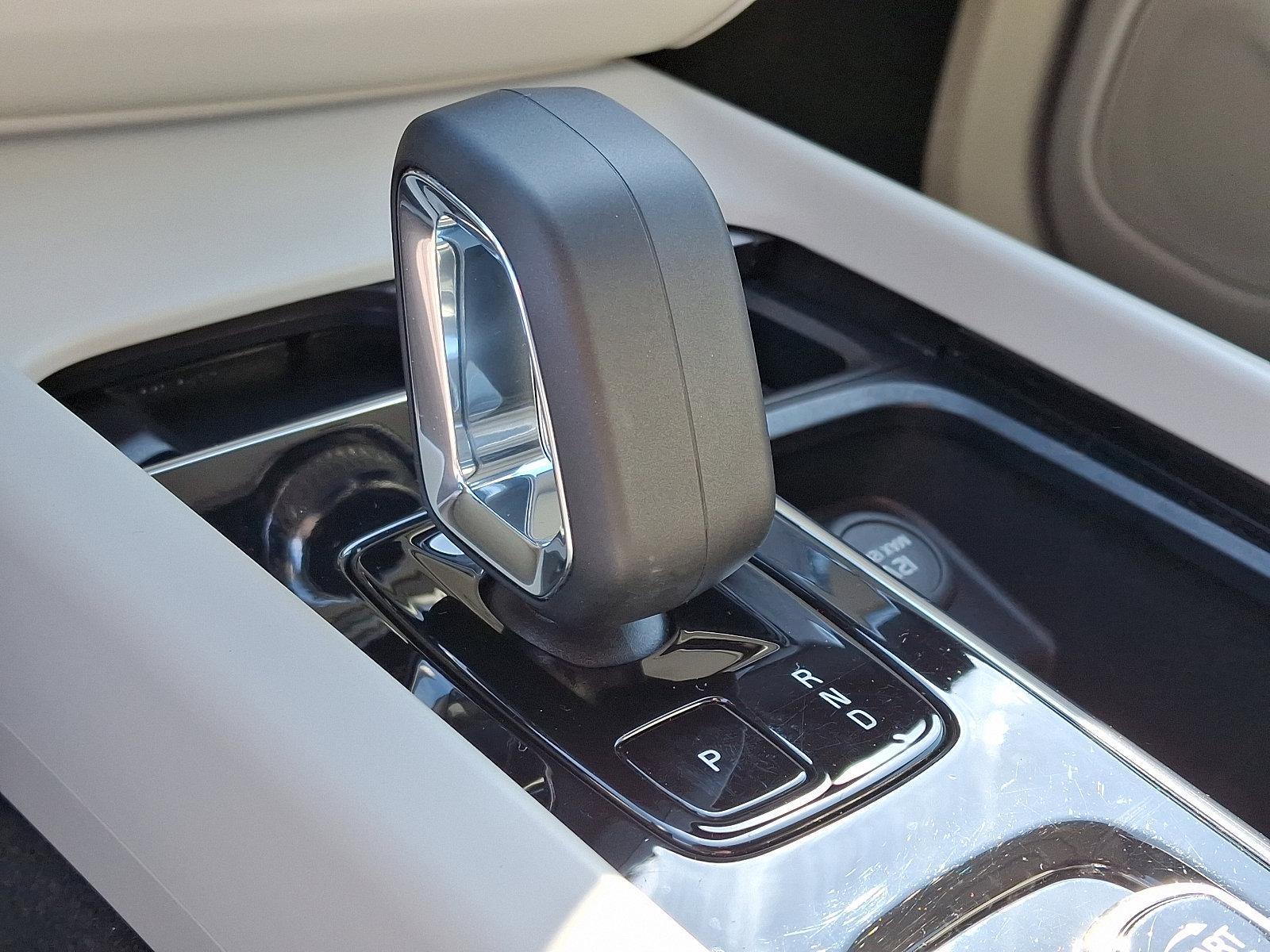 2023 Volvo XC60 Vehicle Photo in Trevose, PA 19053