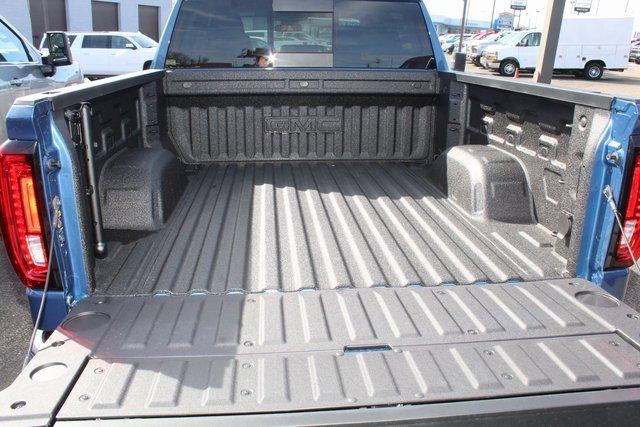 2025 GMC Sierra 1500 Vehicle Photo in SAINT CLAIRSVILLE, OH 43950-8512