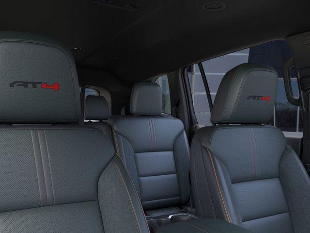 2025 GMC Acadia Vehicle Photo in DANBURY, CT 06810-5034