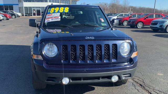 2015 Jeep Patriot Vehicle Photo in MOON TOWNSHIP, PA 15108-2571