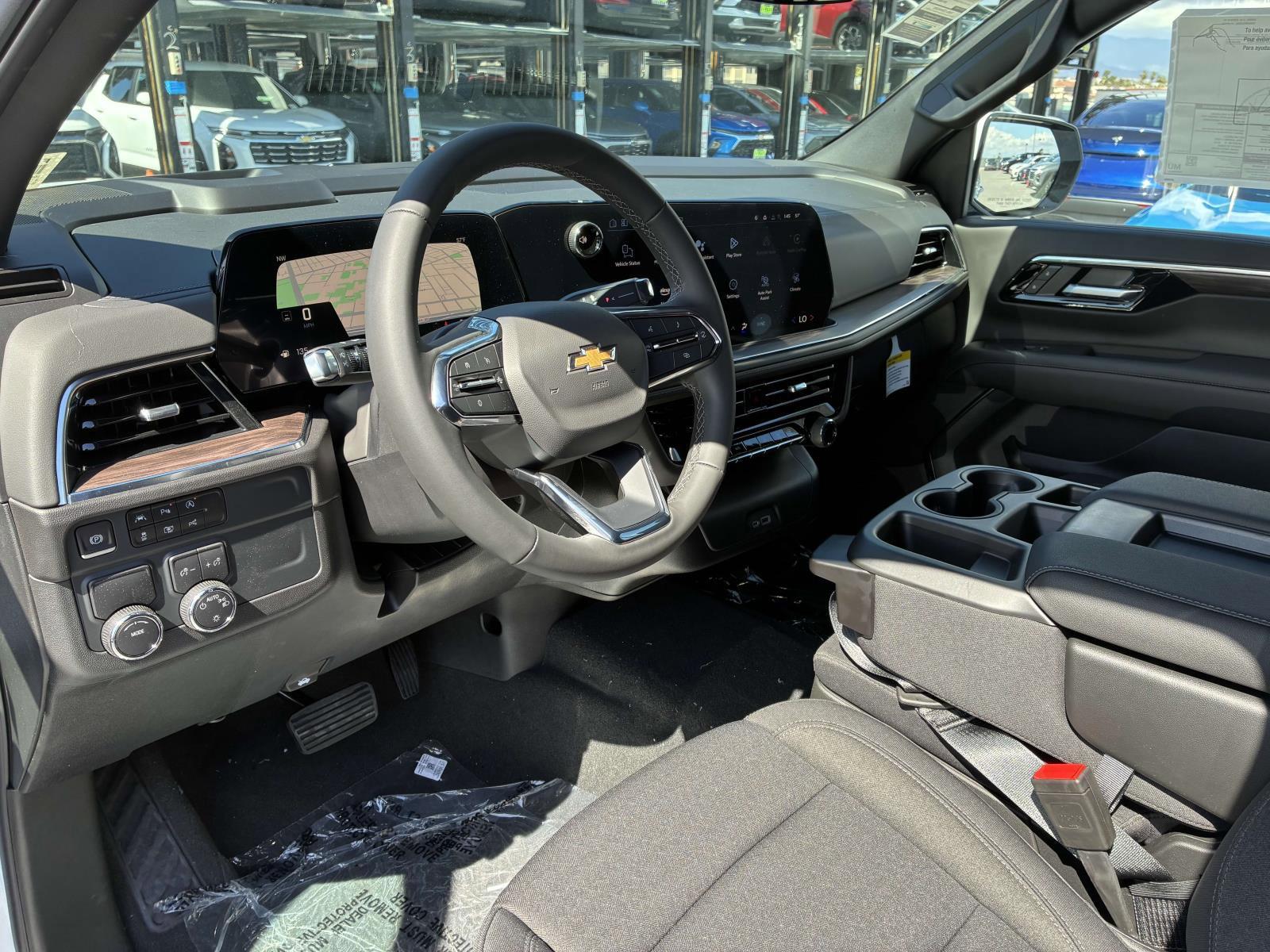 2025 Chevrolet Suburban Vehicle Photo in LOS ANGELES, CA 90007-3794