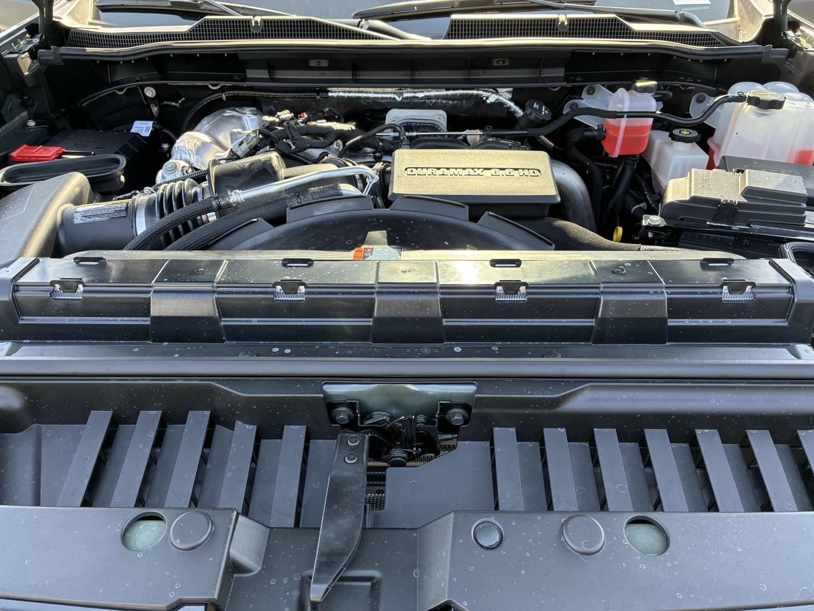 2025 Chevrolet Silverado 2500 HD Vehicle Photo in LOS ANGELES, CA 90007-3794