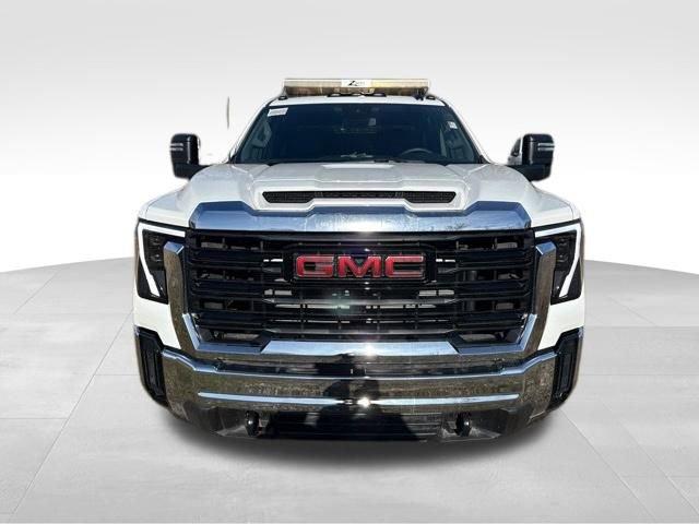 2024 GMC Sierra 3500 HD Vehicle Photo in MEDINA, OH 44256-9631