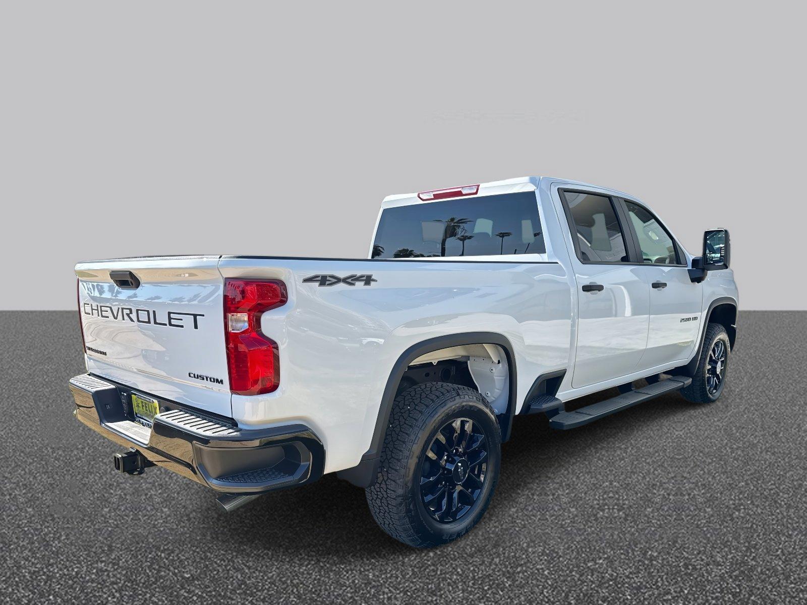 2025 Chevrolet Silverado 2500 HD Vehicle Photo in LOS ANGELES, CA 90007-3794