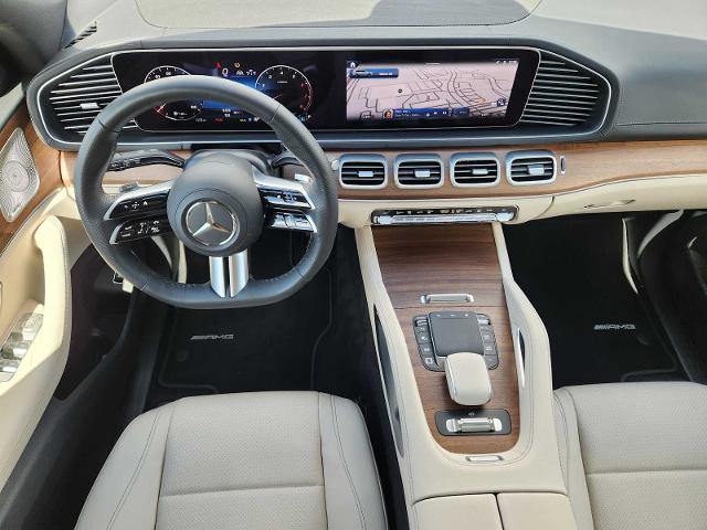 2025 Mercedes-Benz GLS Vehicle Photo in HOUSTON, TX 77079