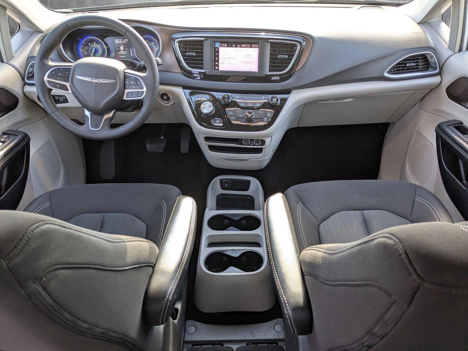 2022 Chrysler Voyager Vehicle Photo in Spokane Valley, WA 99212