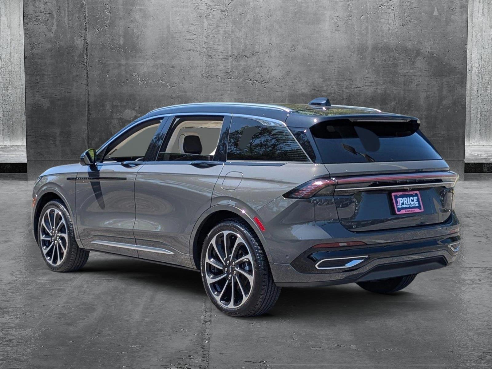 2024 Lincoln Nautilus Vehicle Photo in Clearwater, FL 33765