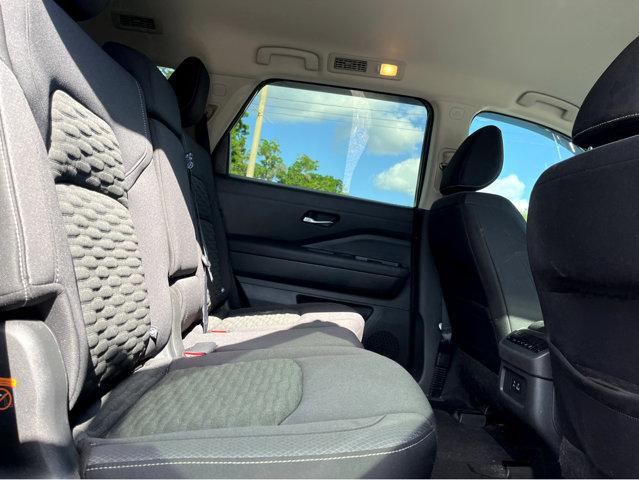 2022 Nissan Pathfinder Vehicle Photo in Savannah, GA 31419
