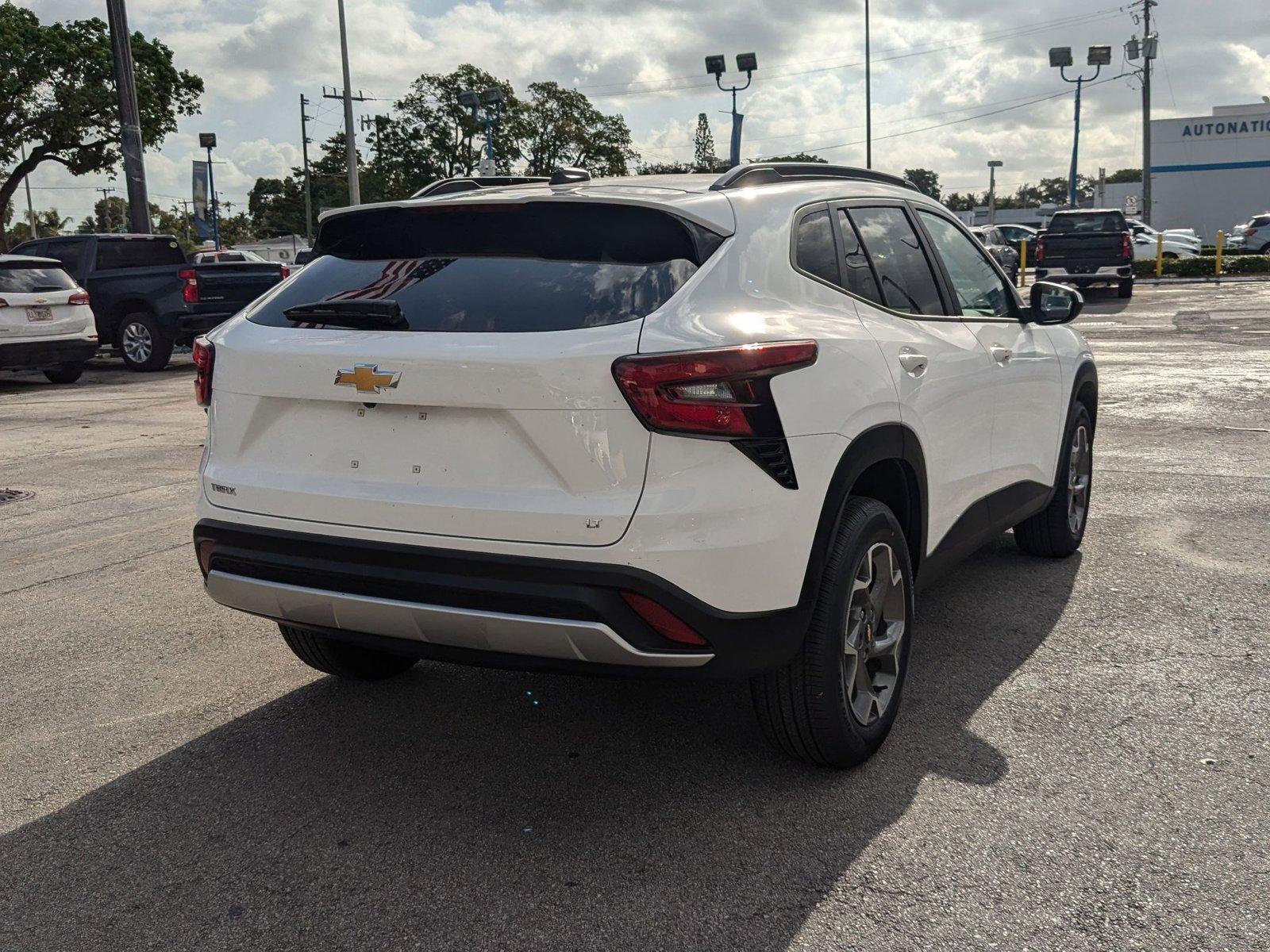 2025 Chevrolet Trax Vehicle Photo in MIAMI, FL 33134-2699