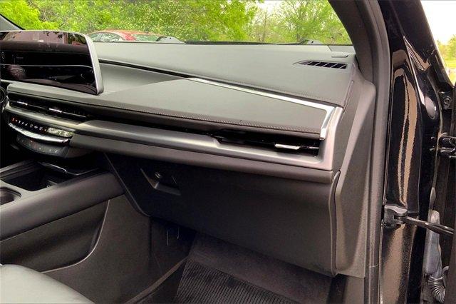 2024 Cadillac XT4 Vehicle Photo in KANSAS CITY, MO 64114-4545