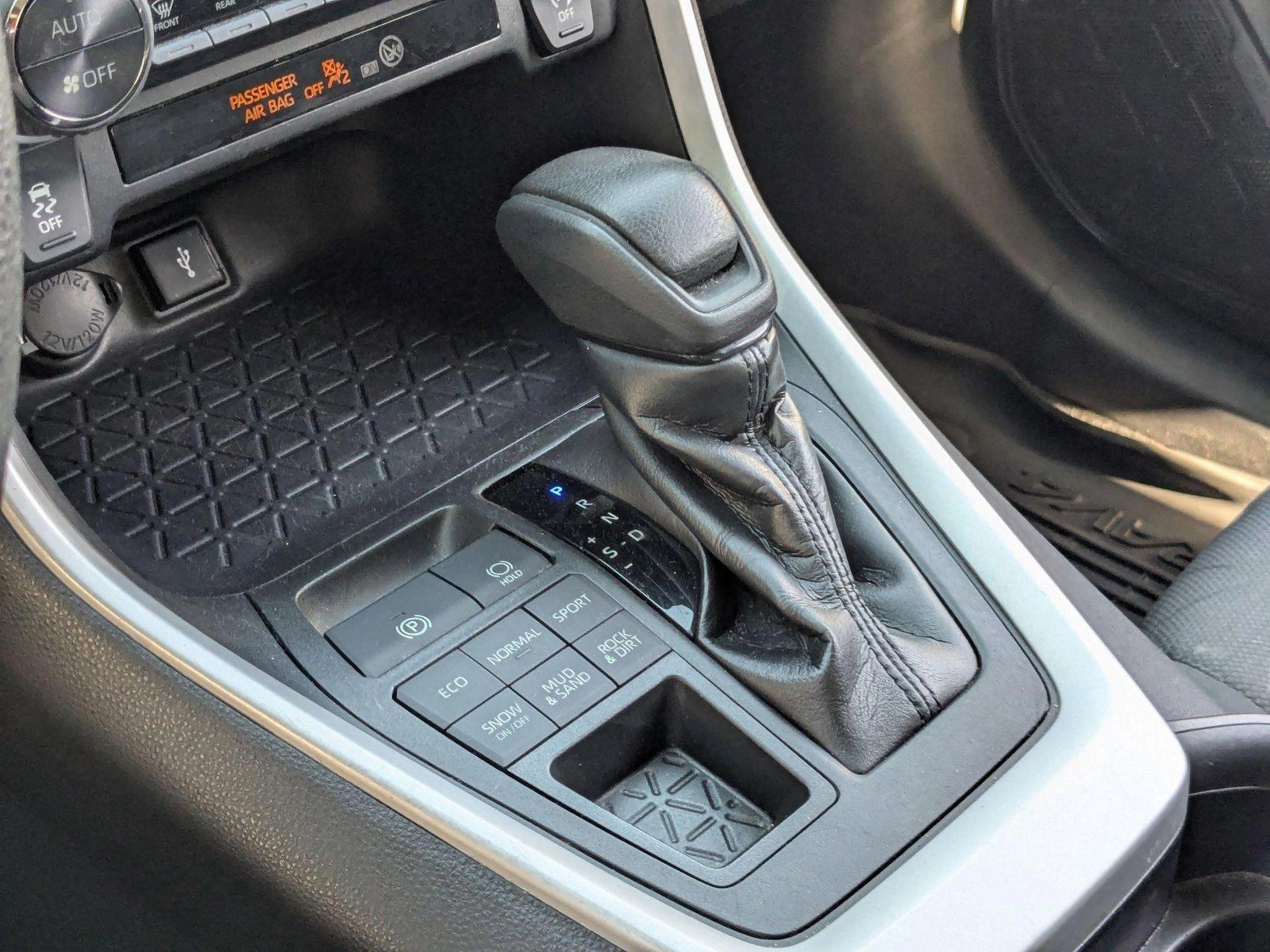 2021 Toyota RAV4 Vehicle Photo in Clearwater, FL 33761