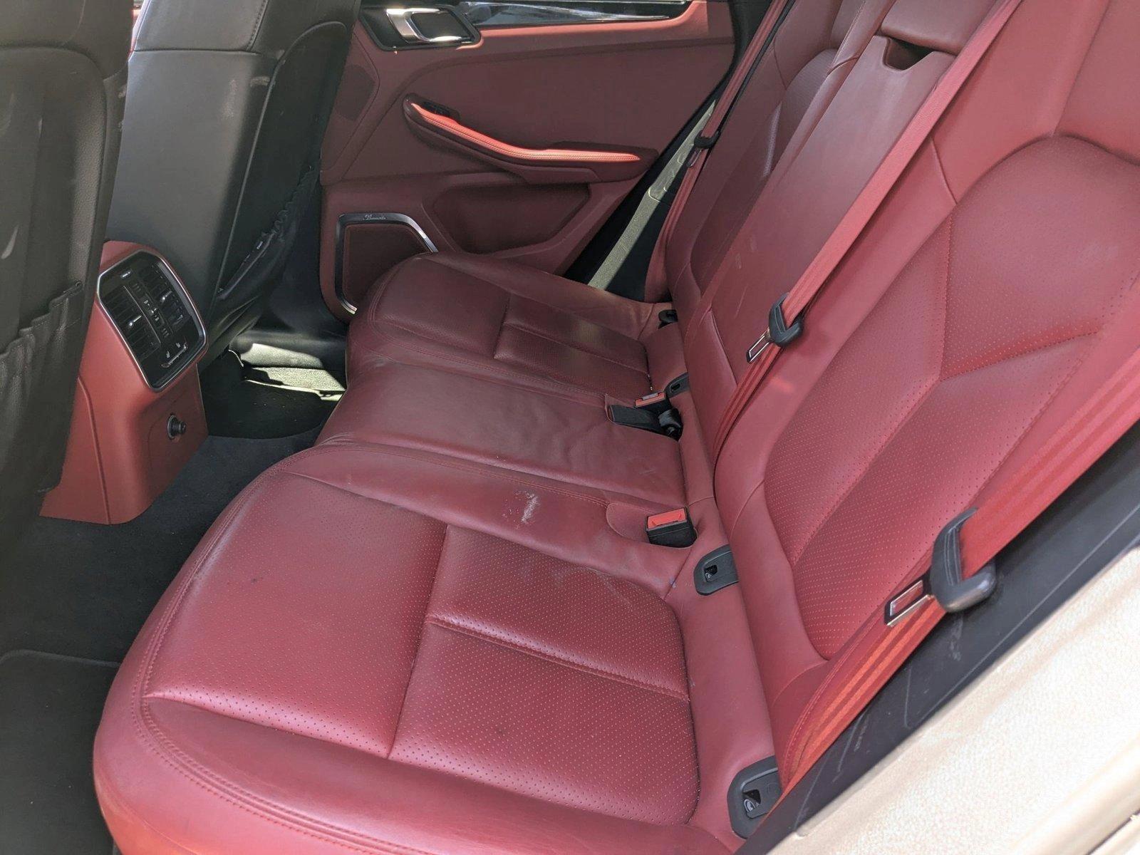 2017 Porsche Macan Vehicle Photo in Miami, FL 33169