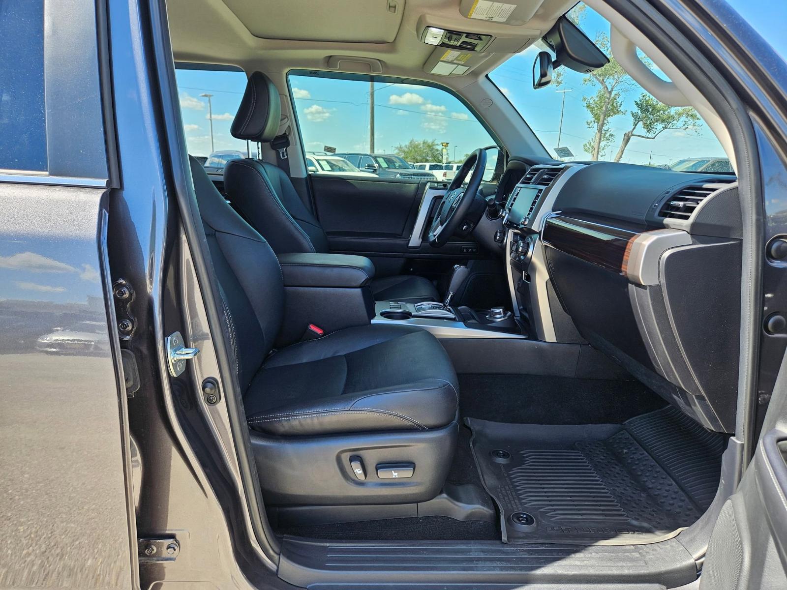 2023 Toyota 4Runner Vehicle Photo in Seguin, TX 78155