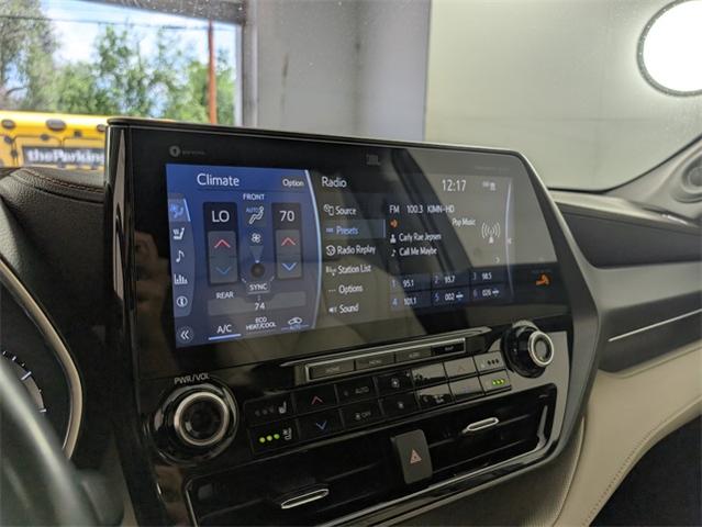 2021 Toyota Highlander Vehicle Photo in ENGLEWOOD, CO 80113-6708