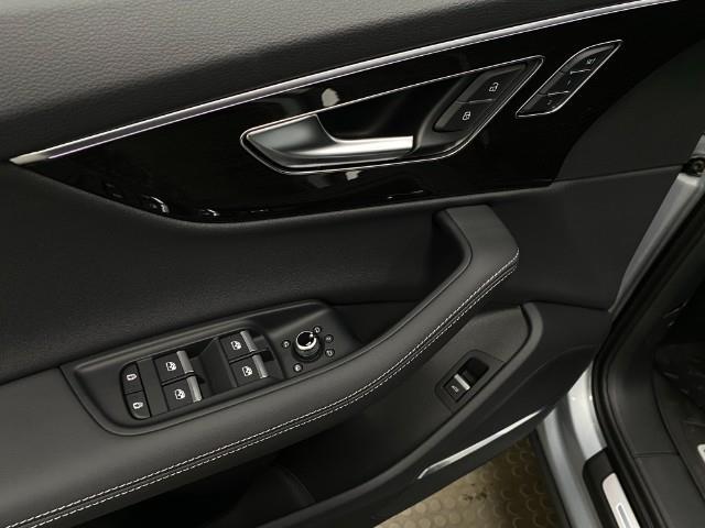 2025 Audi Q7 Vehicle Photo in Appleton, WI 54913