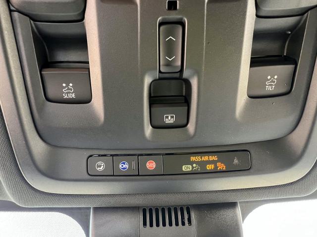 2023 Chevrolet Suburban Vehicle Photo in Roslyn, NY 11576