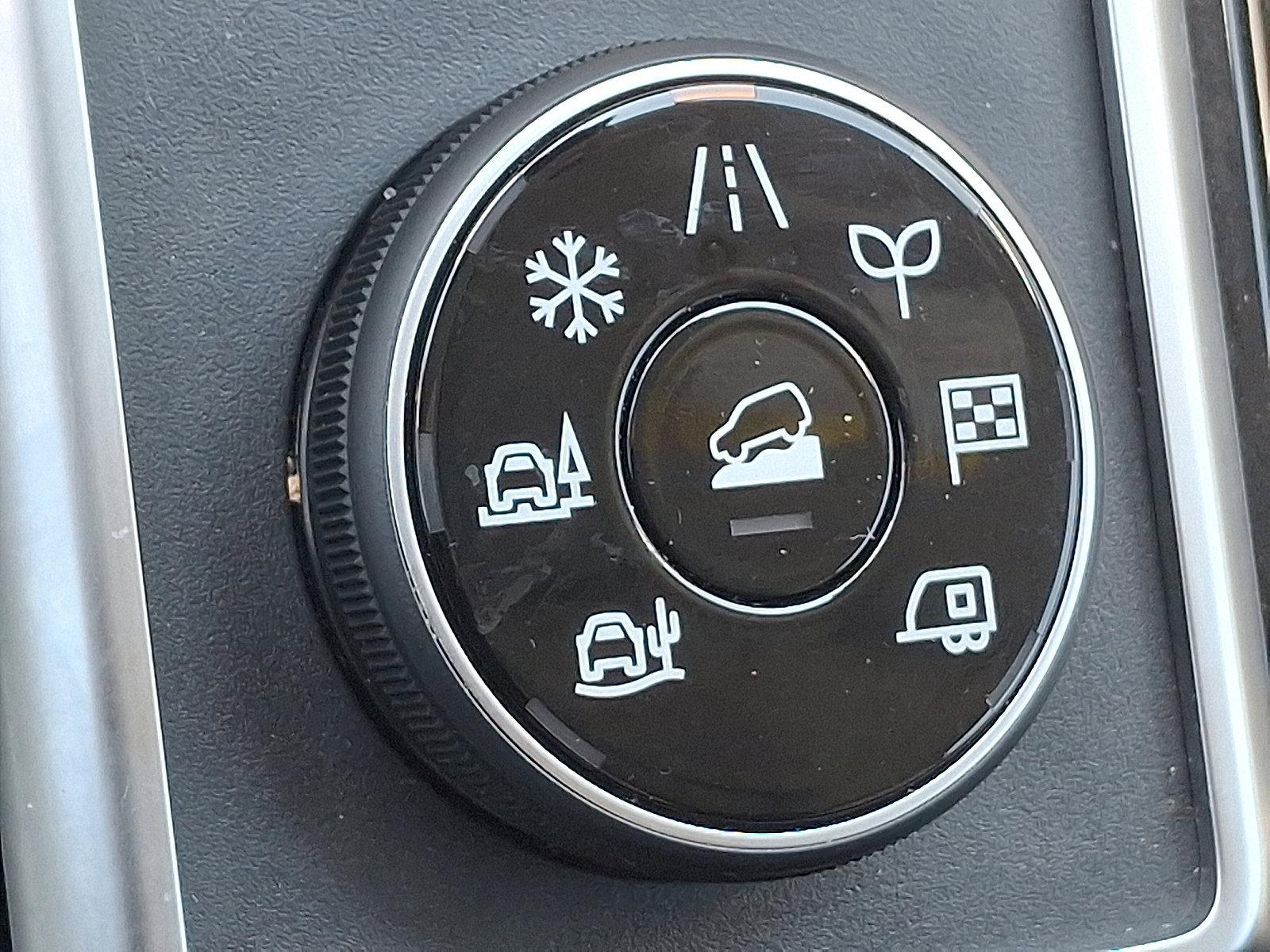 2023 Nissan Pathfinder Vehicle Photo in Harrisburg, PA 17111-1033