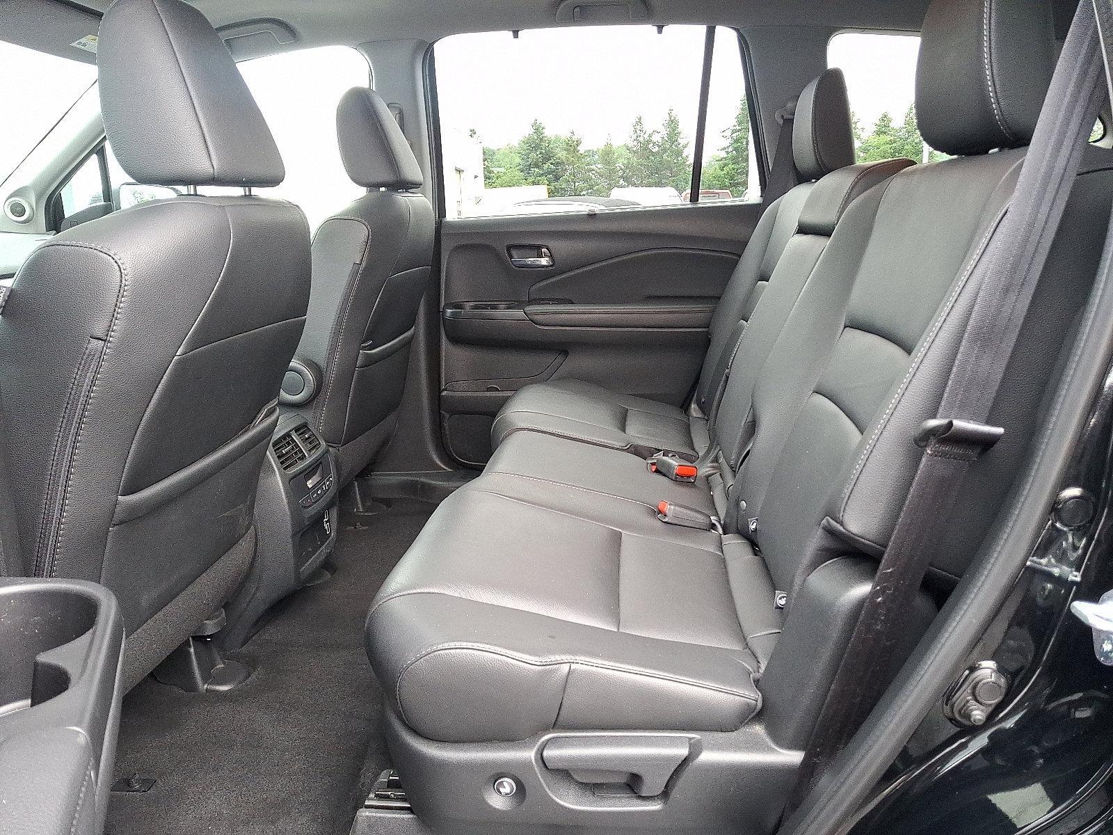 2022 Honda Pilot Vehicle Photo in Harrisburg, PA 17111-1033