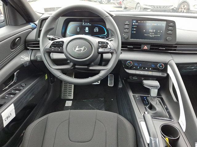2025 Hyundai ELANTRA Vehicle Photo in Philadelphia, PA 19116