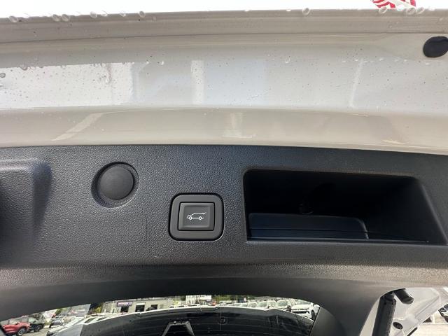 2026 Chevrolet Equinox Vehicle Photo in GARDNER, MA 01440-3110