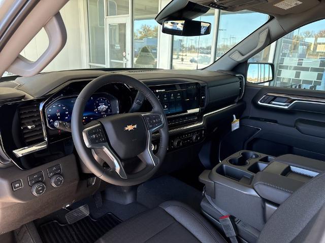 2025 Chevrolet Silverado 1500 Vehicle Photo in MANHATTAN, KS 66502-5036