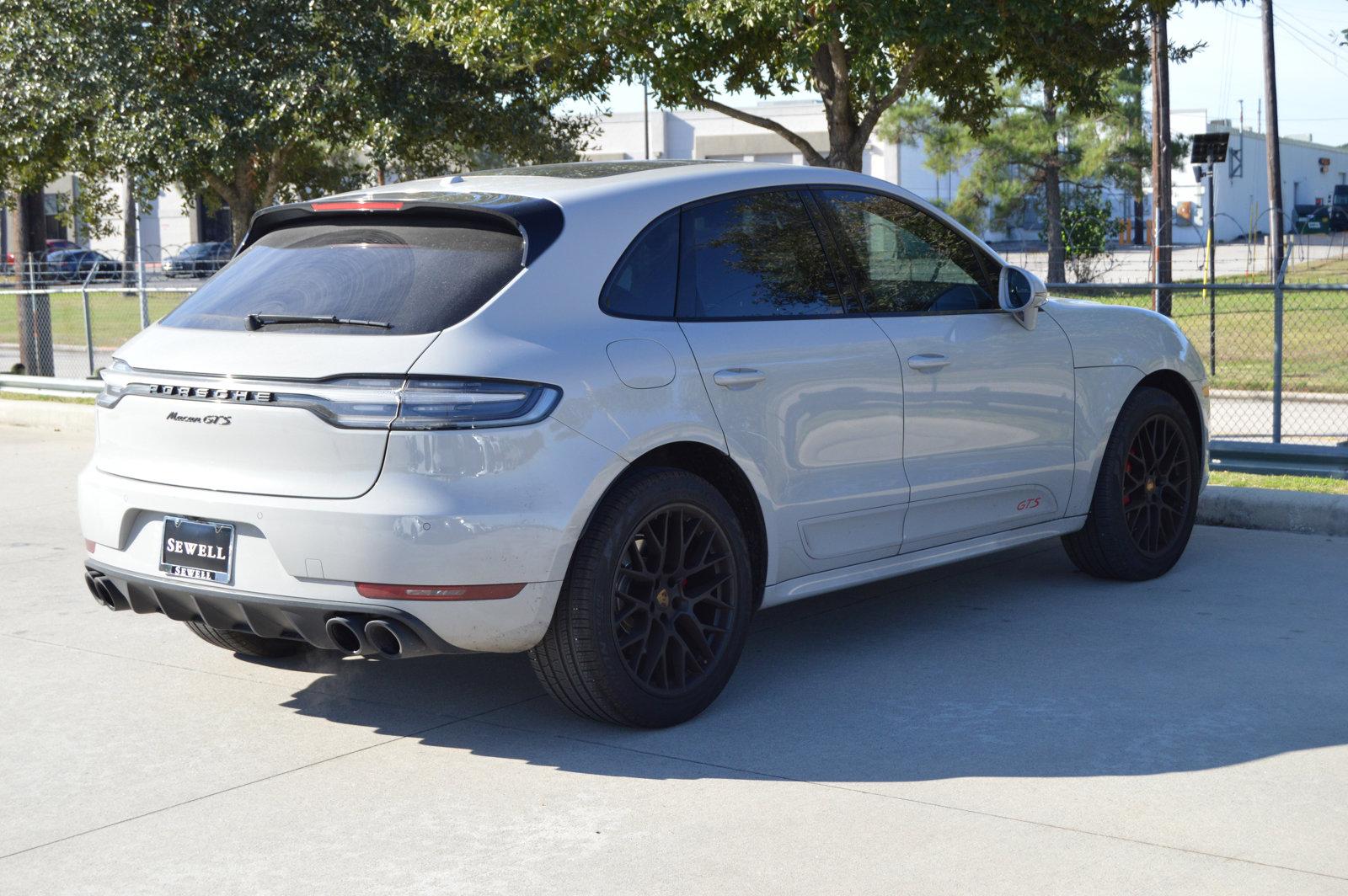 2021 Porsche Macan Vehicle Photo in Houston, TX 77090