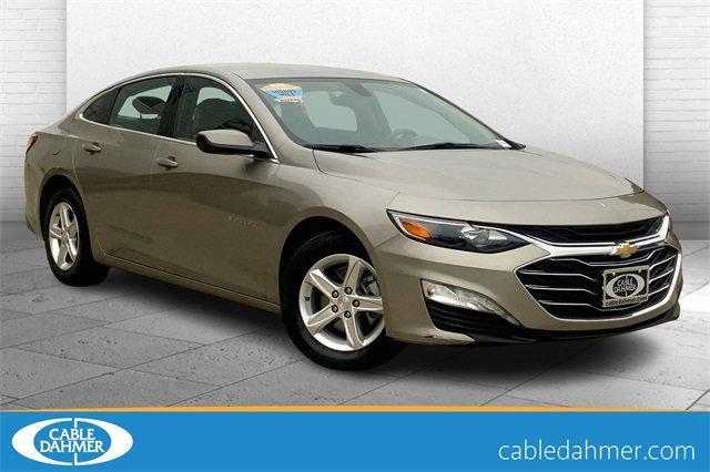 2022 Chevrolet Malibu Vehicle Photo in TOPEKA, KS 66609-0000