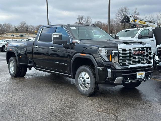 2025 GMC Sierra 3500 HD Vehicle Photo in COLUMBIA, MO 65203-3903