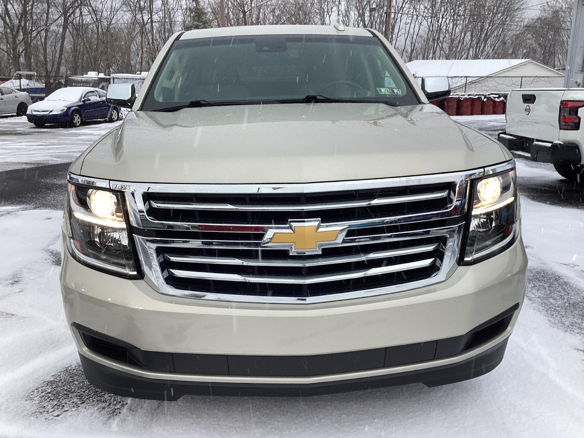 Used 2015 Chevrolet Suburban LT with VIN 1GNSKJKCXFR688391 for sale in Vandergrift, PA