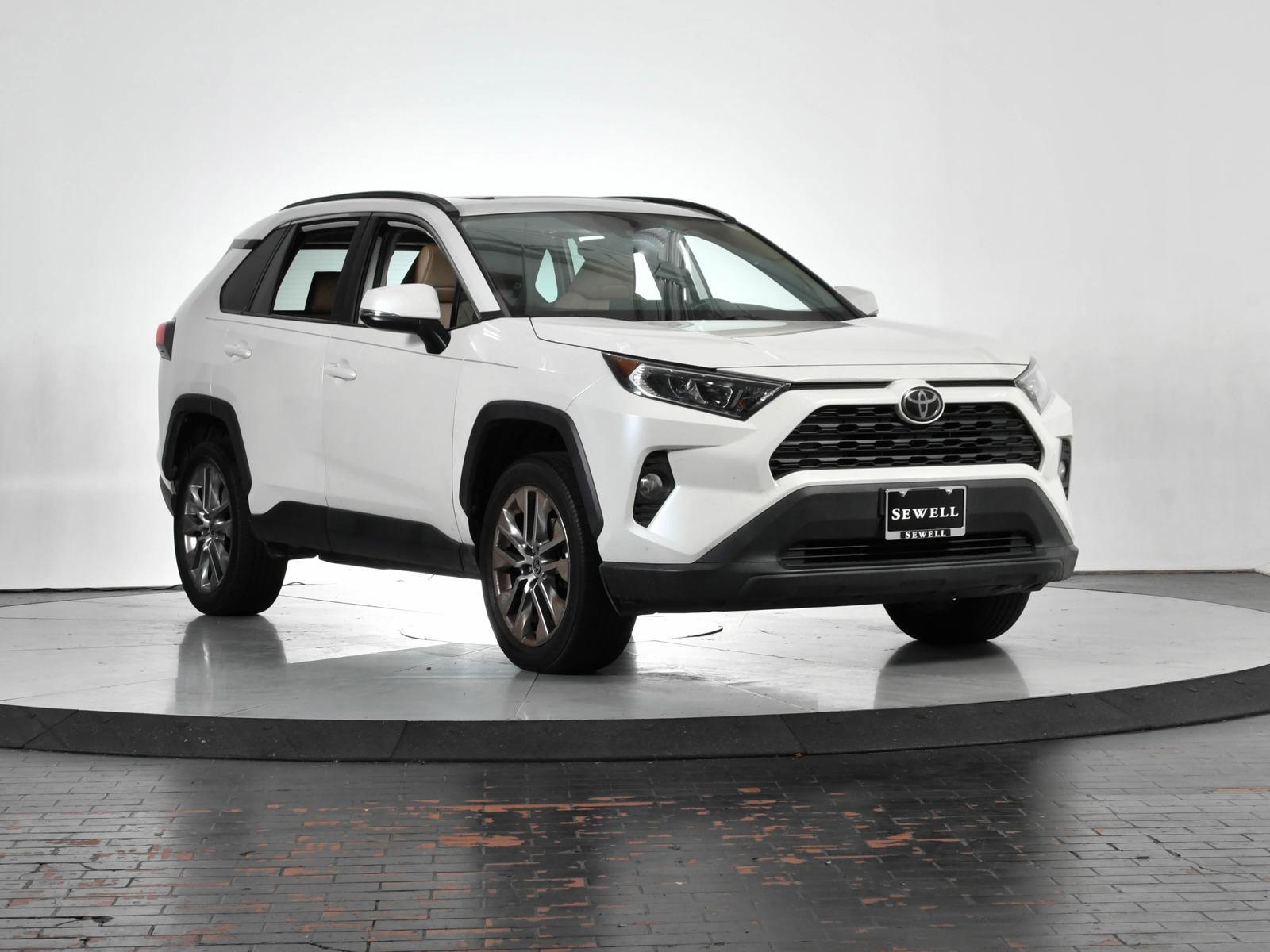 2021 Toyota RAV4 Vehicle Photo in DALLAS, TX 75235