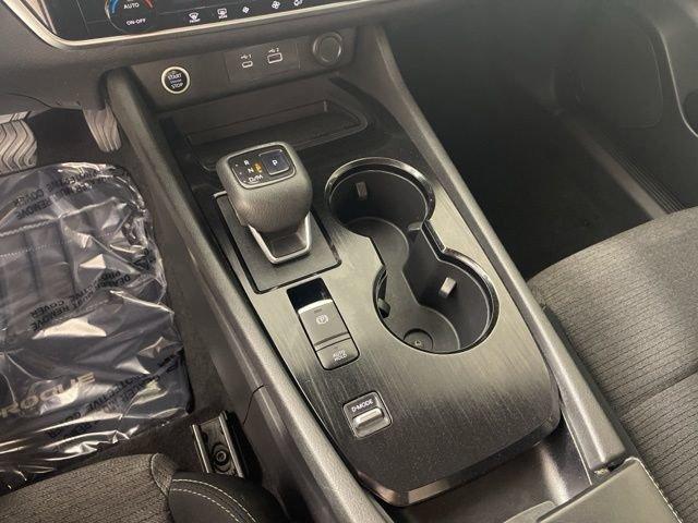 2021 Nissan Rogue Vehicle Photo in PHOENIX, AZ 85014-3381