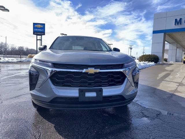 2024 Chevrolet Trax Vehicle Photo in MANHATTAN, KS 66502-5036