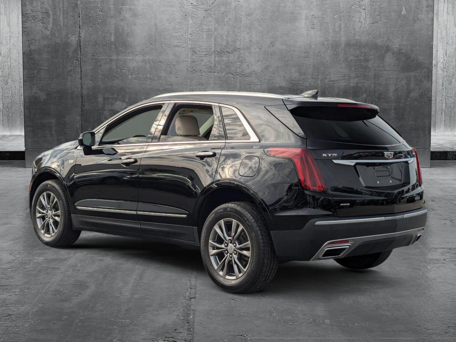 2021 Cadillac XT5 Vehicle Photo in St. Petersburg, FL 33713