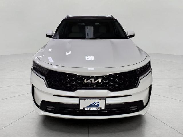 2022 Kia Sorento Plug-In Hybrid Vehicle Photo in Oshkosh, WI 54904