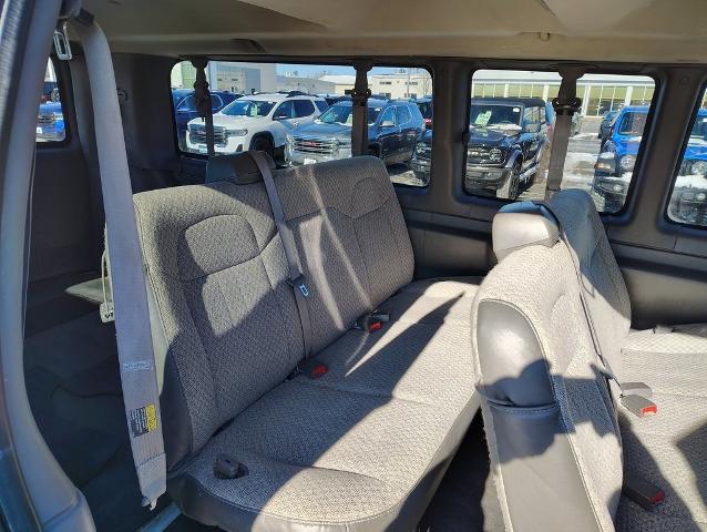 2015 Chevrolet Express Passenger 3500 Vehicle Photo in GREEN BAY, WI 54304-5303