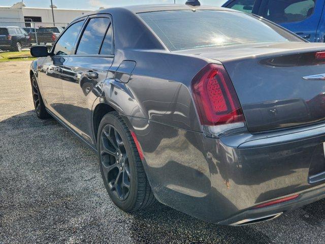 2019 Chrysler 300 Vehicle Photo in SUGAR LAND, TX 77478-0000