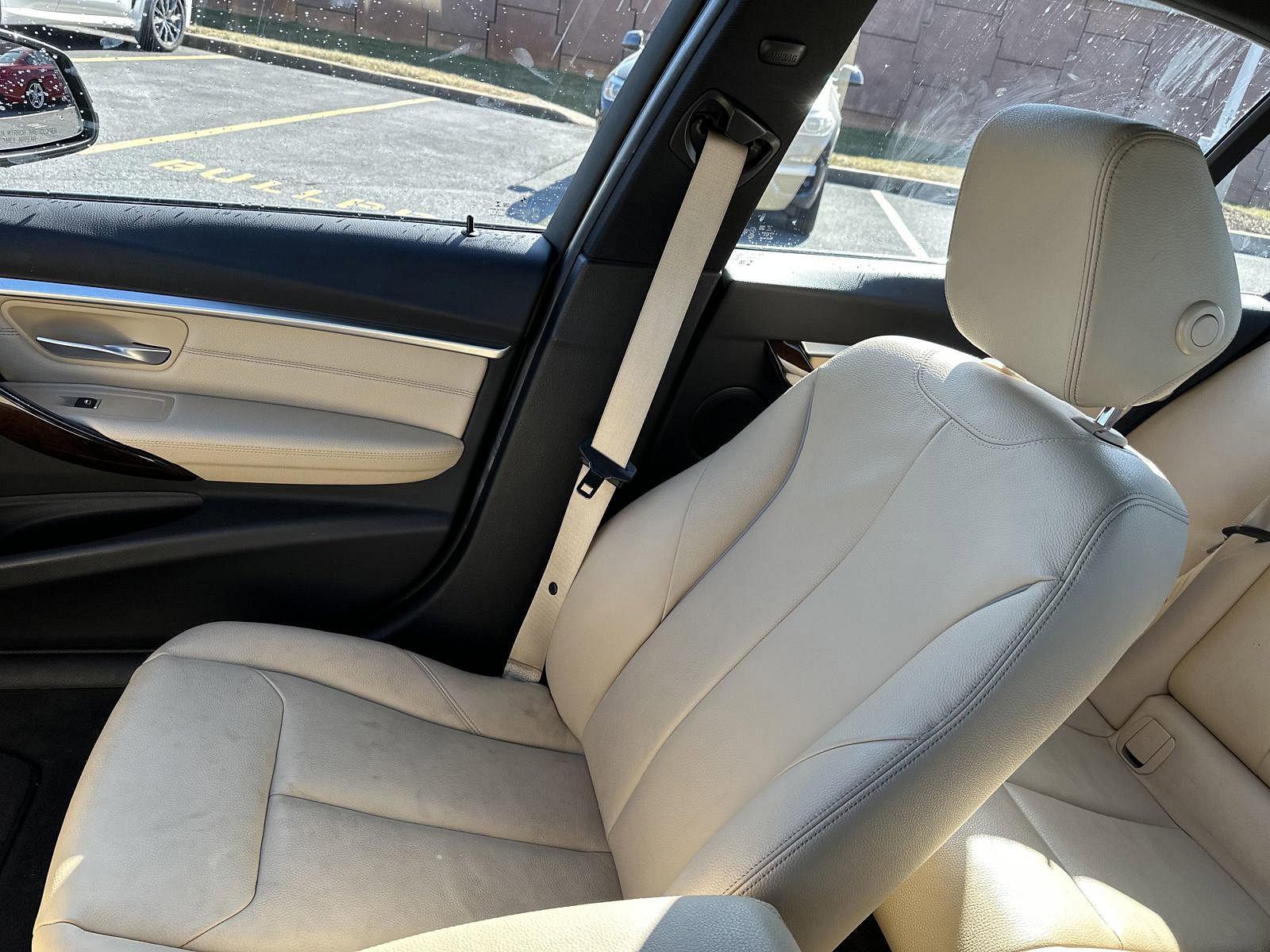 2017 BMW 330i xDrive Vehicle Photo in Lancaster, PA 17601