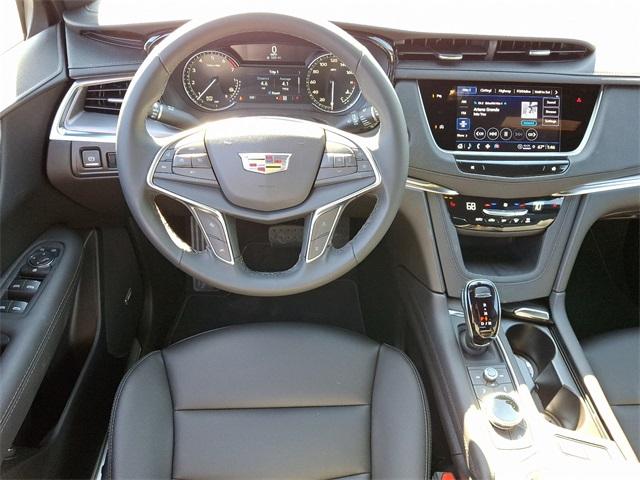 2025 Cadillac XT5 Vehicle Photo in ALLENTOWN, PA 18103-7399