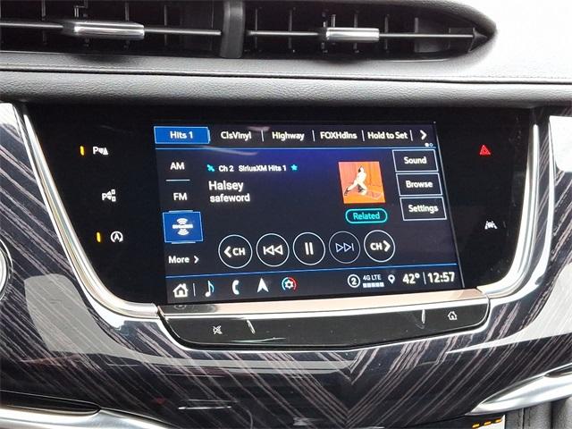 2025 Cadillac XT6 Vehicle Photo in ALLENTOWN, PA 18103-7399
